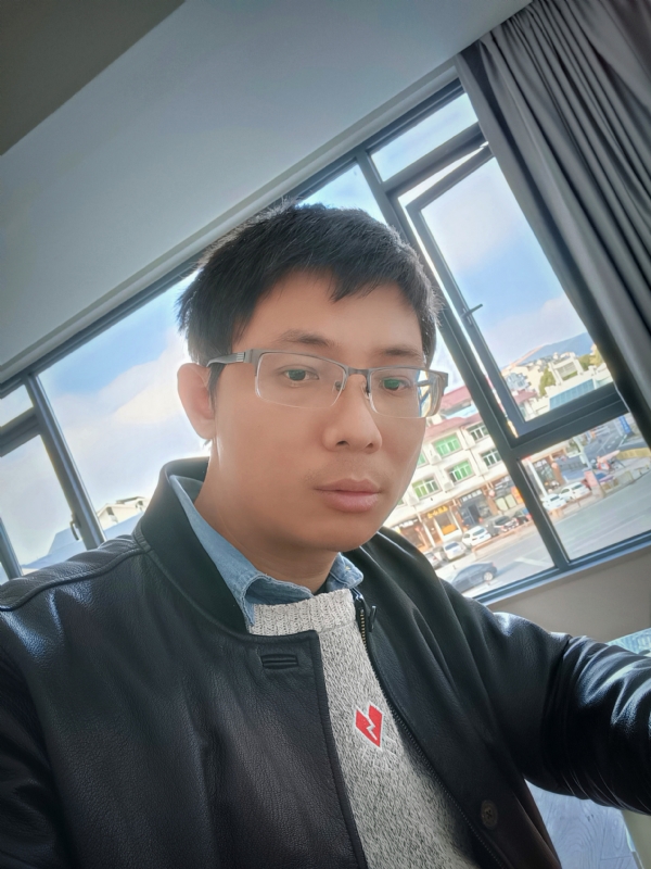 也许只是缺少一个拥抱的第二张照片--寿宁相亲网